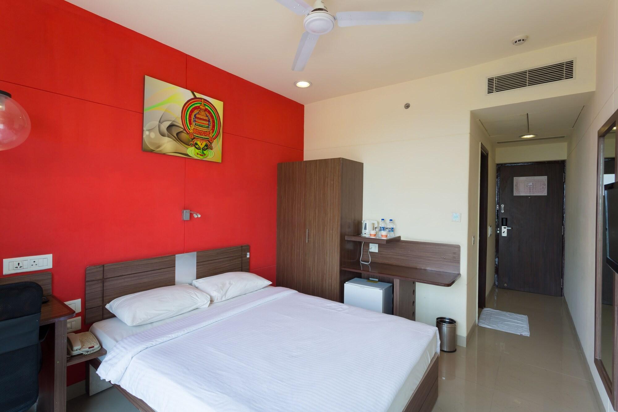Trivandrum Kazhakuttam Екстериор снимка